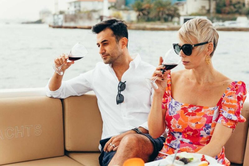 Istanbul: Luxury Wine Tasting on a Private Yacht - Wine Tasting Session