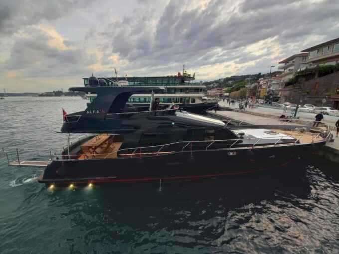 Istanbul Luxury Yacht Tour: Enjoy a Day or Sunset Cruise - Frequently Asked Questions