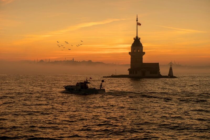 Istanbul: Maidens Tower Entry Ticket With Audio Guide - Historical Significance