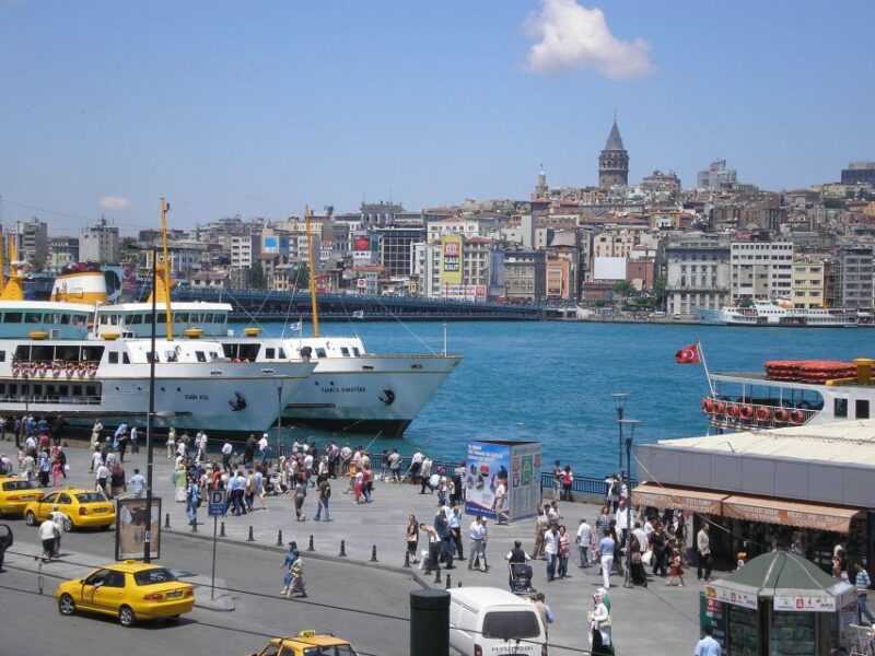 Istanbul: Morning Bosphorus Boat Tour With Spice Bazaar - Language and Cancellation