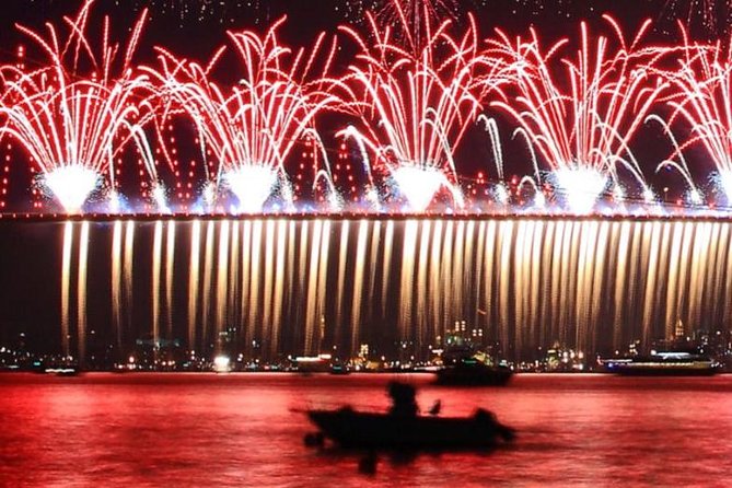 Istanbul New Year Party Cruise Trough Bosphorus - Flexible Meeting Arrangements