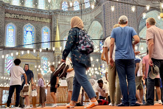 Istanbul Old City: Basilica Cistern - Blue Mosque - Grand Bazaar - Exploring Sultanahmets Religious Landmarks