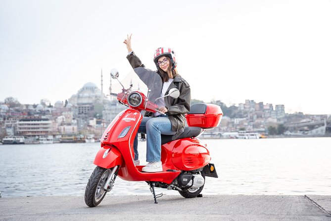 Istanbul Photoshoot Tour With Pro Photographer - Group Size