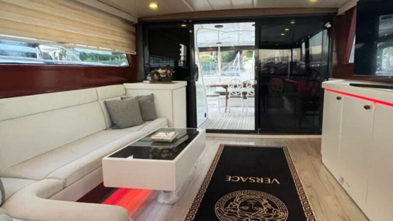 Istanbul: Private Bosphorus Tour On Luxury Yacht Eco#2 - Starting Location and Transport