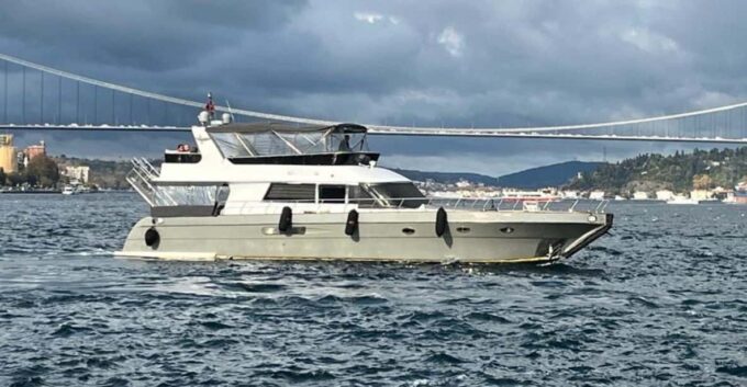 Istanbul: Private Bosphorus Tour On Luxury Yacht Eco#2 - Flexibility and Customization