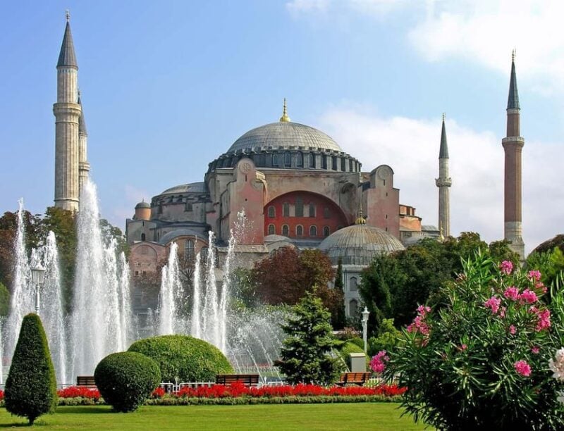 Istanbul: Private Sightseeing Tour in Multiple Languages - Itinerary Highlights