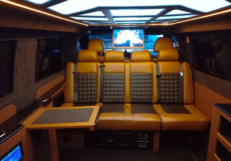 Istanbul: Private Transfer From/To Istanbul Airport (Ist) - Vehicle and Amenities