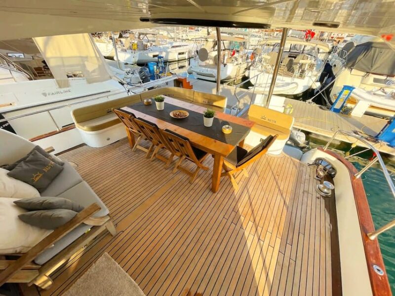 Istanbul: Private Yacht Rental - Key Points