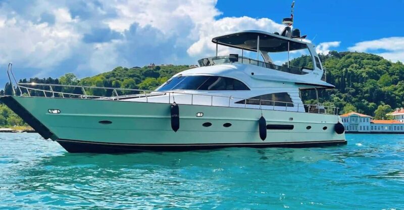 Istanbul: Private Yacht Rental - Inclusions and Amenities