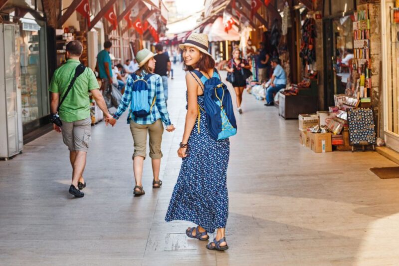 Istanbul: Professional Photoshoot at Grand Bazaar - Booking and Payment