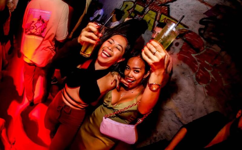Istanbul: Rooftop Pub Crawl With Party Bus - Customer Reviews and Ratings