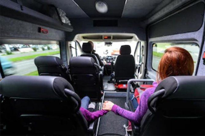Istanbul Sabiha Gokcen Airport to Uludag Ski Resort Hotels - Infant Seats and All Fees Included