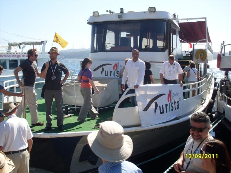 Istanbul: Sunset Bosphorus Boat Tour - Key Points