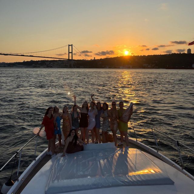 Istanbul: Sunset or Day Small-Group Yacht Cruise With Snacks - Accessibility and Health Considerations