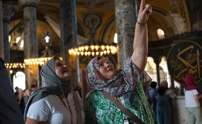 Istanbul: Topkapi, Hagia Sophia and Basilica Cistern Tour - Tour Experience