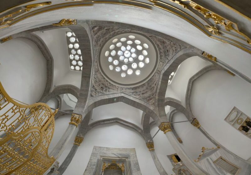 Istanbul: Topkapi Palace and Harem Tour With Skip-The-Line - Inclusions