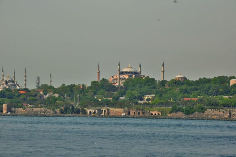 Istanbul Topkapi Palace, Basilica Cistern & Grand Bazaar - Guided Experience