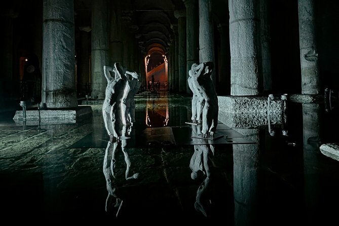 Istanbul - Topkapi Palace, Basilica Cistern, Grand Bazaar Tour - Private Guide and Personalization