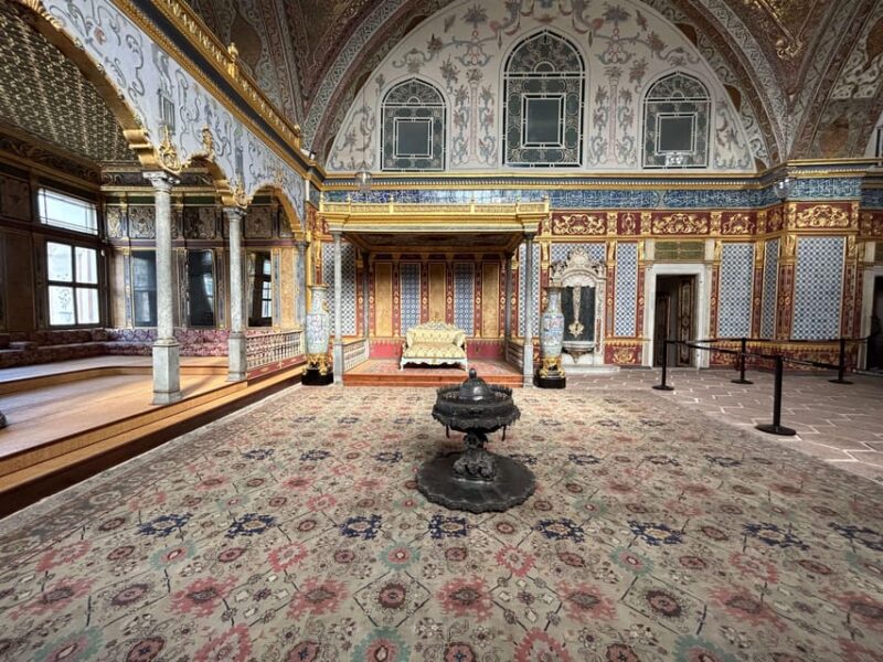 Istanbul: Topkapi Palace & Harem Museum Ticket & Audio Guide - Visitor Information
