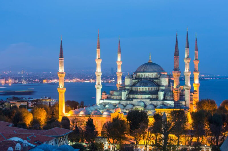Istanbul: Tour of Hagia Sophia and Blue Mosque By Night - Important Information
