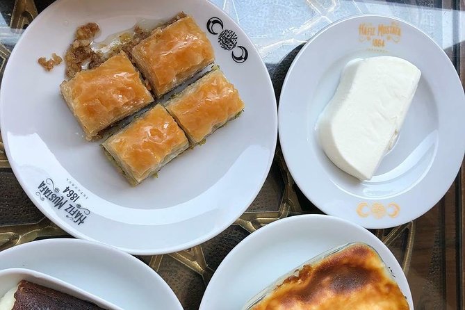 Istanbul Traditional Food Tour With Dinner on Off-Touristy-Path - Sampling Diverse Turkish Culinary Delights