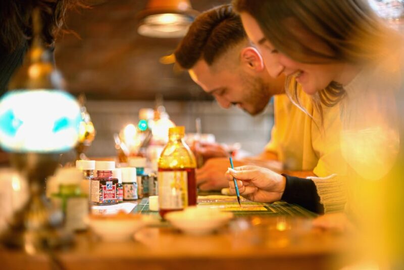Istanbul: Traditional Stained Glass Painting Workshop - Key Points