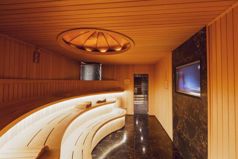 Istanbul: Turkish Bath, Spa, and Massage Experience in Sisli - Complimentary Amenities and Refreshments