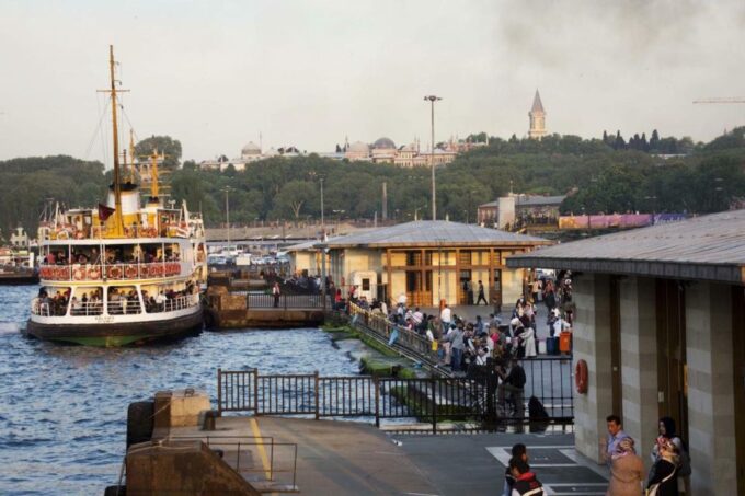 Istanbul: Turkish Food Tour in Kadikoy Across the Bosphorus - Bosphorus Ferry Crossing