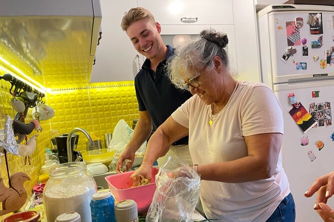 Istanbul Vegan Turkish Food Cooking Class W/ Mom and Daughter - Insights Into Local Veganism