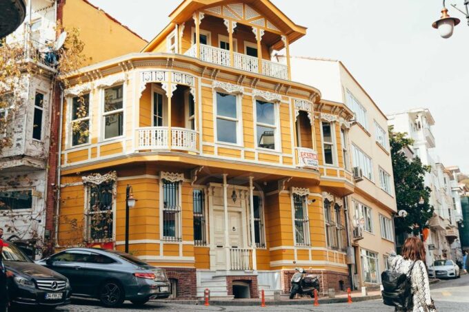 Istanbul: Wine, Food, and Ottoman Neighborhood Private Tour - Boat Cruise and Guided Tours