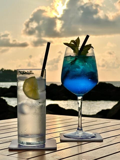 Italian Aperitif at the Sunset by the Sea - Exclusive Lounge Experience: Comfort by the Sea