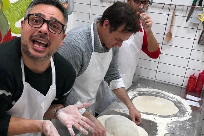 Italian Pizza Cooking Class With Chef Francesco in Padova - Meal Inclusions and Refreshments