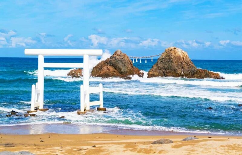 Itoshima Day Trip from Fukuoka: Nature & Coastal Scenery - The Guides and Group Dynamics
