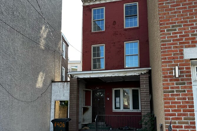 Its Always Sunny Shared Walking Tour of South Philly - What to Expect