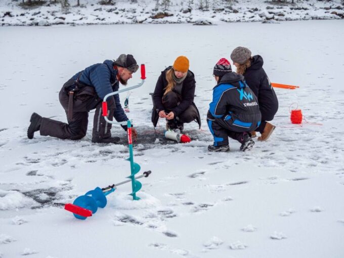 Ivalo: Aurora Adventure Holiday in Northern Lapland - Trekking, Tobogganing, and Smoke Sauna