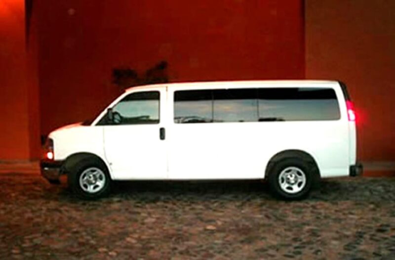 Ixtapa Zihuatanejo: Van Charters - Booking and Payment