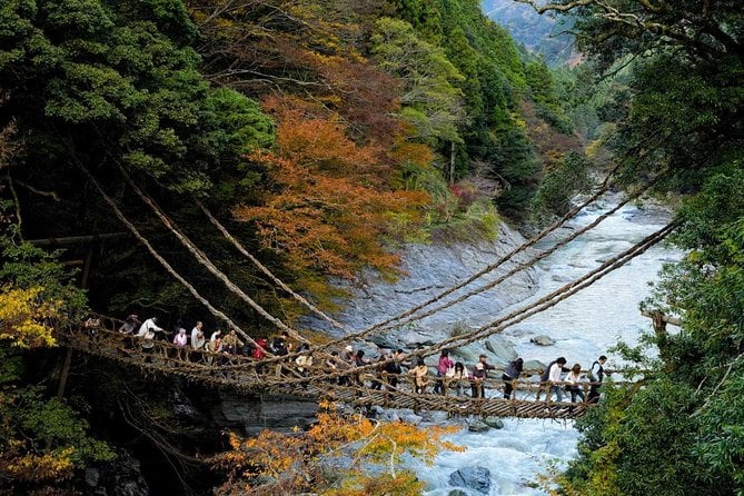 Iya Valley All Must-Sees Private Chauffeur Full-Day Tour With a Driver - Learning About the Regions History