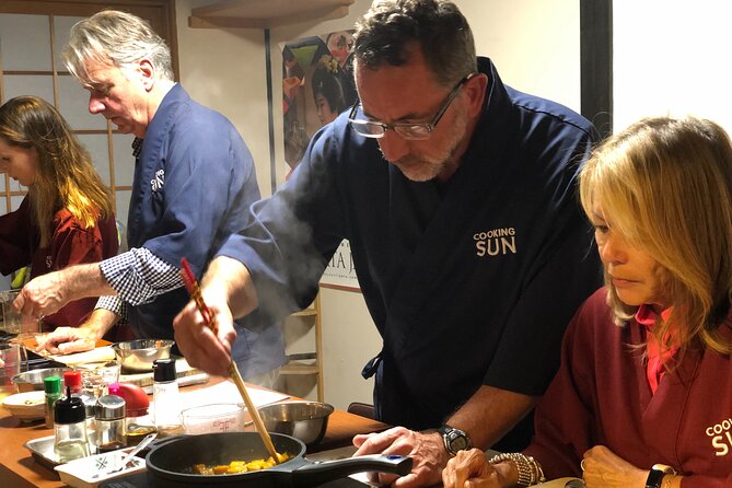 Izakaya Style Cooking Class - Preparing Traditional Japanese Dishes