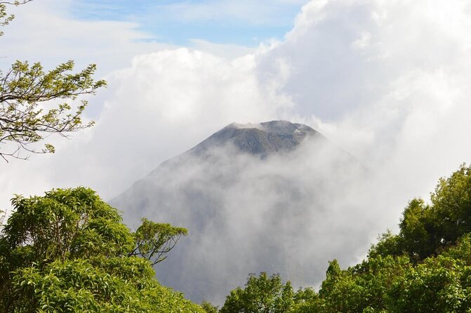 Izalco Volcano Hiking ( Private Tour ) + Lake Coatepeque - Key Points
