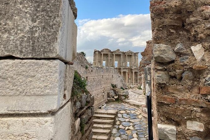 Izmir to Private Ephesus - Artemission Temple-Mother Marys House - Exploring the Library of Celsus
