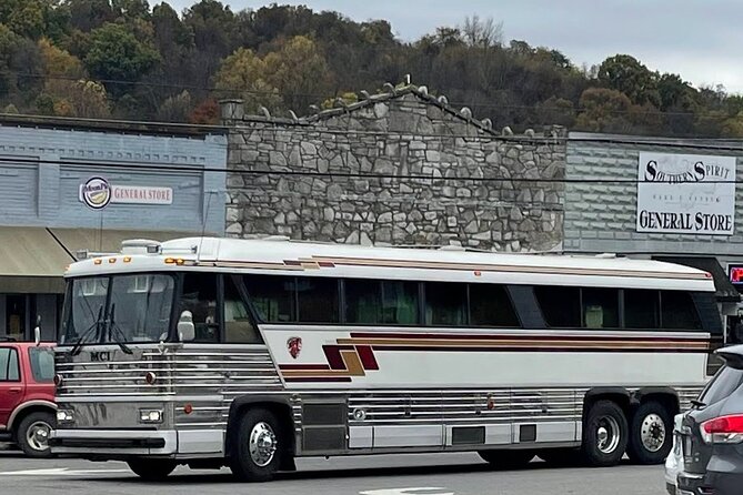 Jack Daniels Distillery Tour by Famous Vintage Tour Bus - Key Points