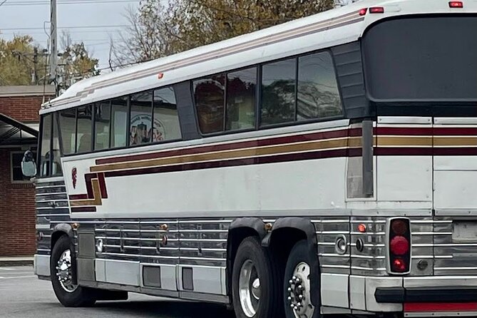 Jack Daniels Distillery Tour by Famous Vintage Tour Bus - Sampling the Whiskey