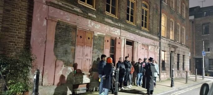 Jack the Ripper Murder Express Walk + A Delicious Curry - Frequently Asked Questions