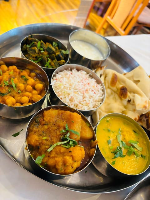 Jack the Ripper Walks + Expert Guide + A Delicious Curry | Power Traveller