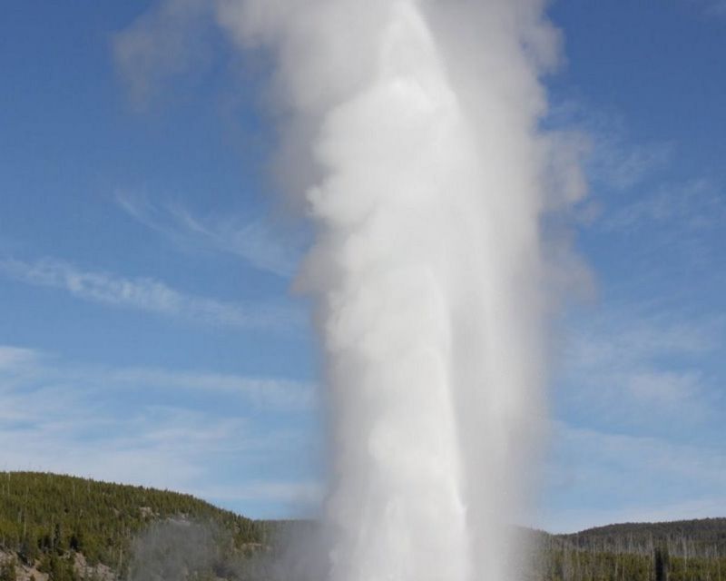 Jackson Hole:Guided Tours of Yellowstone Park & Teton 3-Days - Itinerary and Focus
