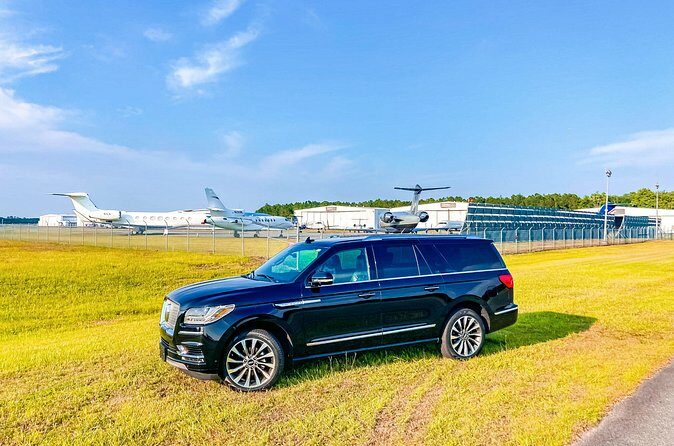 Jacksonville Airport Private Lux Car Transfer to Downtown Hotels - Practical Details and Pricing Analysis