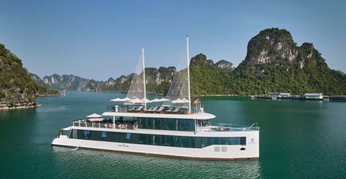 JadeSails - Luxury Halong & Lan Ha Bay Cruise From Harbor - Delightful Onboard Experiences