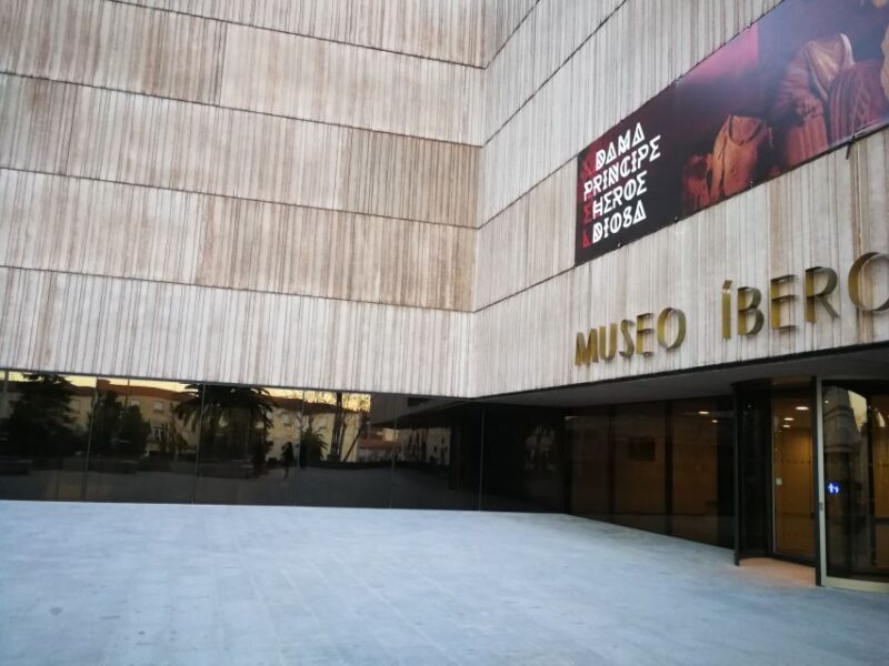 Jaén: Iberian Museum and Provincial Museum Entry and Tour - Tour Details