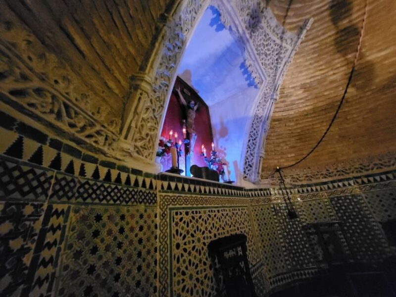 Jaén Night Tour: Legends and Mysteries - Starting Point