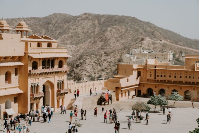 Jaipur: 3-Day Golden Triangle Tour to Agra & Delhi - Explore Jaipurs Landmarks
